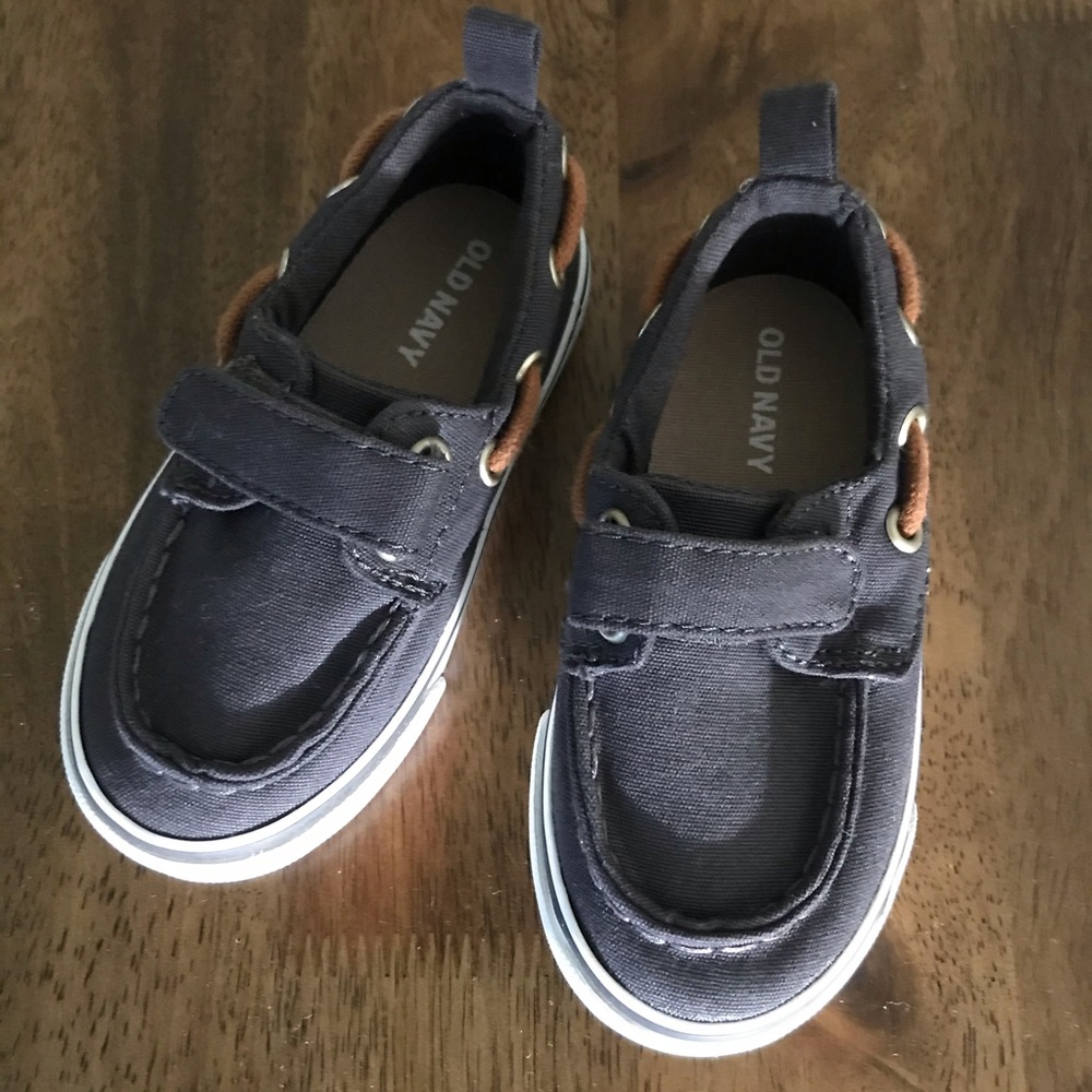 Toddler Canvas Boat Shoes size 6